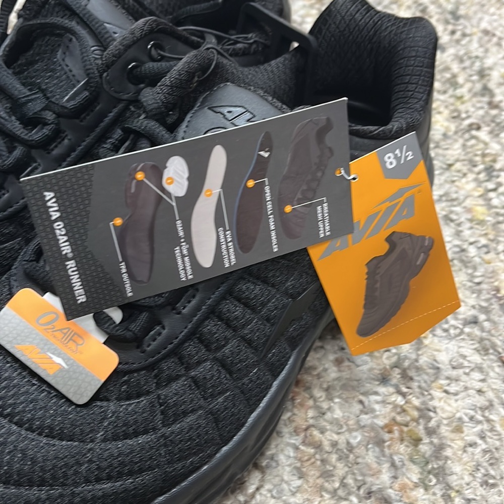 Black AVIA  02AIR Running Shoe - Picture 4 of 5